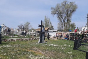 Астраханцы указывают на плачевное состояние местных кладбищ