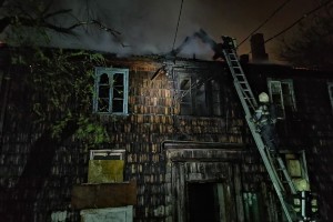 Вчера ночью в&#160;Астрахани горел многоквартирный дом