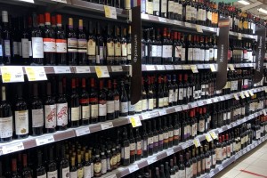 В Астраханской области 24 июня не будут продавать алкоголь?