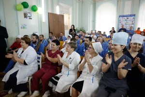 Игорь Бабушкин поздравил астраханцев с Днем медицинского работника