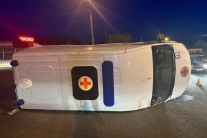 В Астрахани произошла авария с участием скорой, в которой находилась пациентка