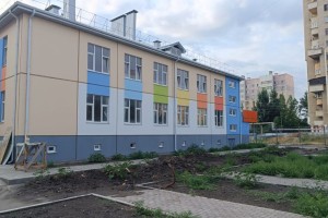 Администрация Астрахани недовольна темпами строительства детского сада