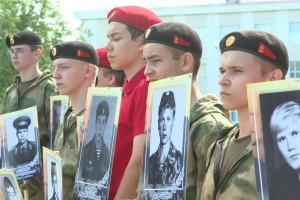 Игорь Бабушкин поздравил астраханских ветеранов боевых действий с&#160;праздником