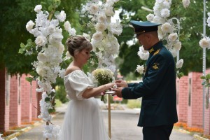 Выездные свадебные церемонии прошли на полигоне Капустин Яр 8 июля