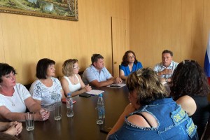 Глава Икрянинского района прокомментировала ситуацию с водоснабжением в поселке Красные Баррикады