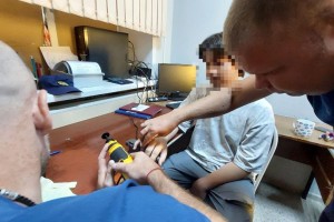 Астраханский подросток обратился к спасателям, чтобы избавиться от кольца