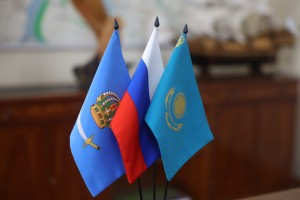 Астраханский губернатор провел деловую встречу с&#160;Послом Казахстана