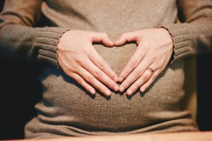 В Минтруде рассказали о пособии для беременных