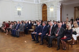 Игорь Бабушкин поздравил работников областного управления Федерального казначейства