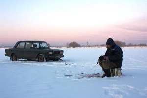 В Астраханской области продолжат штрафовать водителей, которые будут парковаться у&#160;водоемов