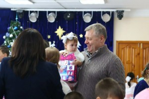 Игорь Бабушкин навестил воспитанников детского дома «Вера»