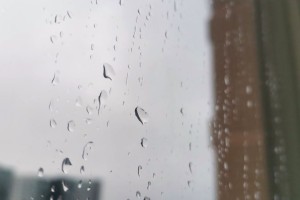 На Крещение в Астрахани обещают дождь, гололед и усиление ветра