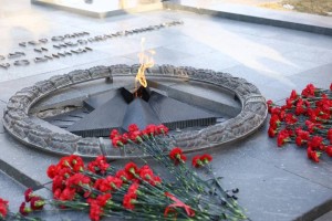 Игорь Бабушкин почтил память погибших воинов в&#160;День защитника Отечества