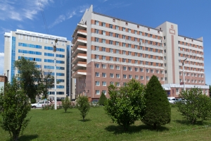 На территории Александро-Мариинской больницы строится часовня Пантелеймона