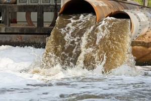 «Астрводоканал» должен выплатить более 3,5 миллиона рублей за загрязнение реки