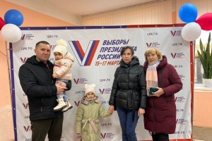Более 500 тысяч астраханцев уже проголосовали на выборах президента России