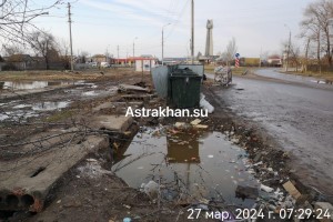 В «ЭкоЦентре» прокомментировали ситуацию с перенакоплением мусора на улице Безжонова