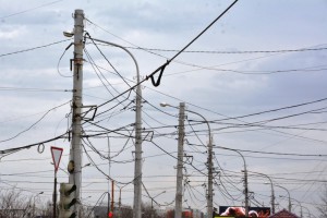 В Астрахани демонтируют электросети, незаконно подключенные к&#160;муниципальным опорам