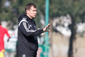 Новым тренером астраханского «Волгаря» стал Денис Клюев