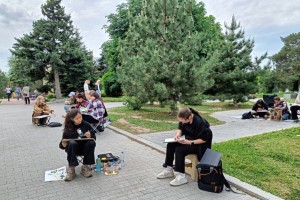 В Астрахани юные художники соревнуются в&#160;мастерстве пленэрных работ