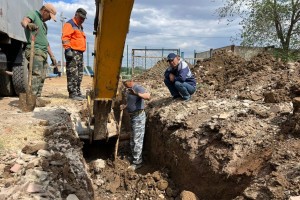 В микрорайоне Астрахани проблему с водой решит дополнительная труба