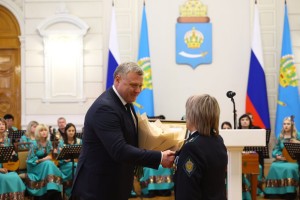 Игорь Бабушкин поздравил астраханских пограничников с праздником