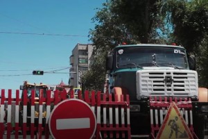 Астраханский губернатор прокомментировал ремонт канализации на улице Ахшарумова