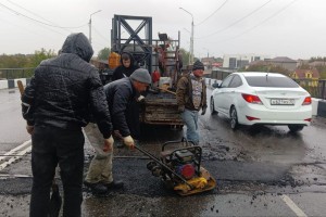 В Астрахани снова перекроют Старый мост из-за ремонта