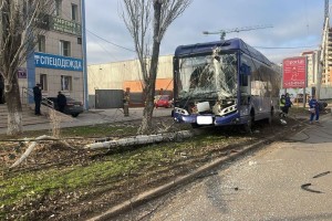 Женщина пострадала в&#160;ходе ДТП с &#171;Волгабасом&#187; в&#160;Астрахани