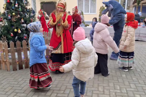 Астраханцев приглашают на новогоднюю ярмарку с&#160;представлением