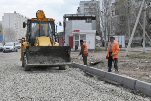 К концу года  в Астрахани отремонтируют 130 км автодорог и 3 моста