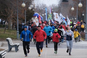 Тысячи астраханцев встретили 1&#160;января новогодней пробежкой