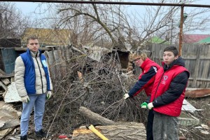 Многодетной семье служащего в зоне СВО оказали помощь