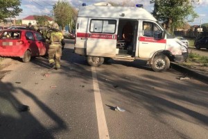 Астраханка пострадала в&#160;результате ДТП со &#171;скорой помощью&#187;
