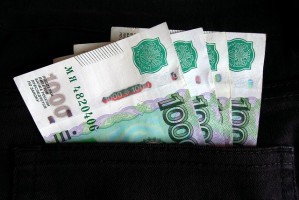 Астраханской пенсионерке удалось вернуть переведенные мошенникам деньги