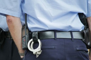 Астраханцам напомнили о предметах, которые нельзя проносить в общественные места
