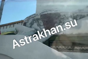 Астраханцы возмущены подсветкой и состоянием белокаменного кремля