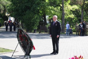 Игорь Бабушкин поздравил астраханцев с&#160;Днем Победы