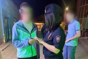 В Астрахани задержали 173 подростка, которые разгуливали по улицам города