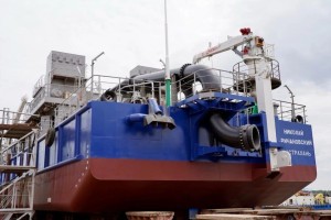 Астраханские корабелы построили два уникальных судна