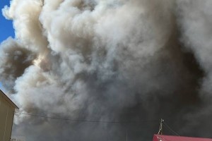 На севере Астраханской области полыхает птицефабрика