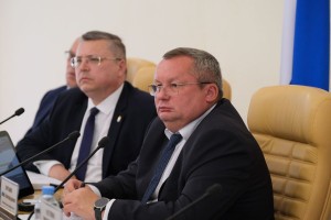 Председатель правительства Астраханской области отчитался о работе за год
