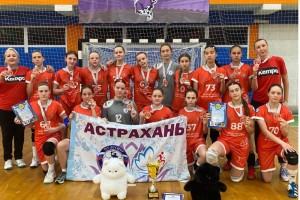 Юные астраханские гандболистки стали вторыми на Всероссийских соревнованиях