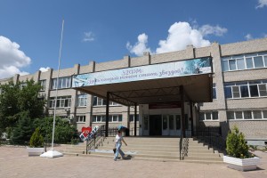 В Астрахани капитально ремонтируют школу №32