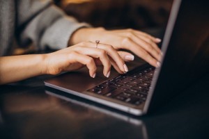 Творите вместе с&#160;искусственным интеллектом! Нейросети Сбера прокачали навыки создания и&#160;редактирования изображений