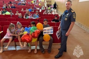 В Астраханской области проводится масштабная профилактическая кампания по обеспечению безопасности детей на&#160;воде