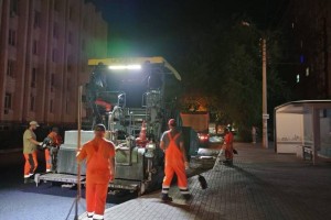 На улице Ширяева обновили дорожное покрытие и&#160;благоустроили тротуары