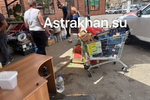 Астраханцы жалуются на условия торговли на одном из крупнейших рынков города