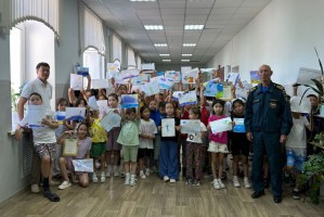 Юным астраханцам напоминают об основных правилах поведения на воде