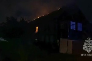 Пожар на 200 квадратных метров ликвидировали в&#160;Трусовском районе Астрахани
